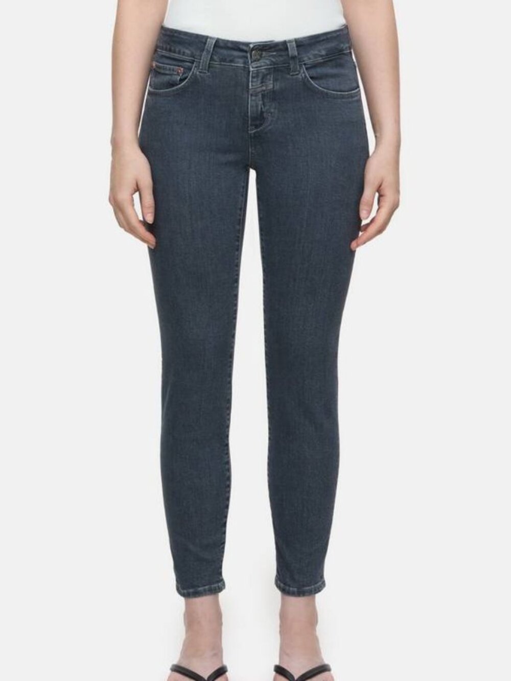 NEW CLOSED Women’s Baker Skinny Jeans Size 29 Rain Gray Slight Distress